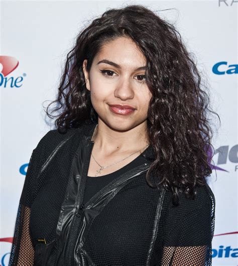 alessia cara ethnicity